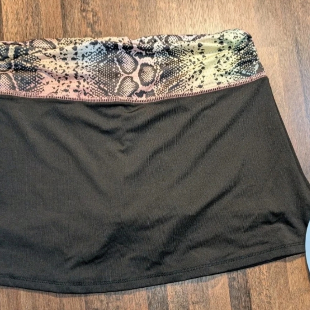 Lucky In Love Skort Shorts Skirt Size Girls Large 14, Black Animal Print NWT